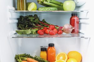 7 Signs Your Refrigerator Is Dying